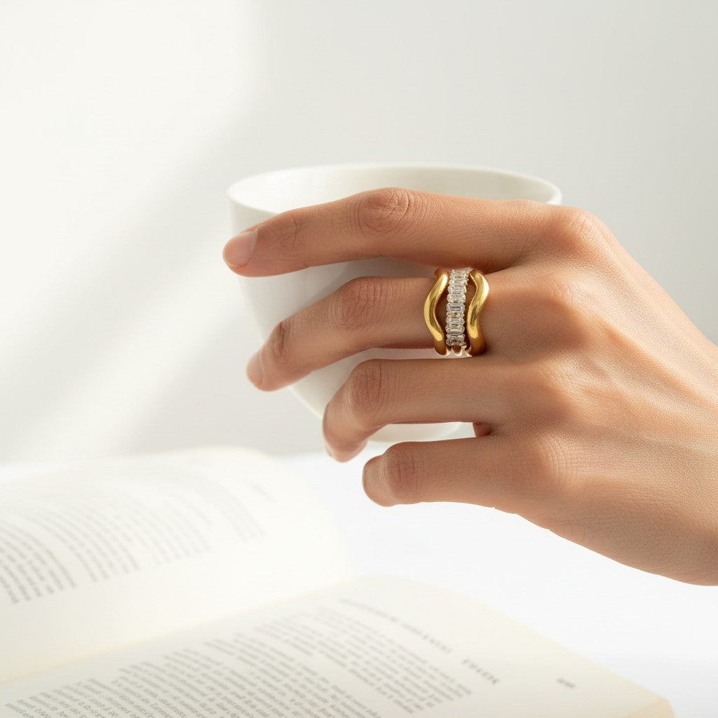 Nari- PVD Gold Plated Wavy Ring Stackable