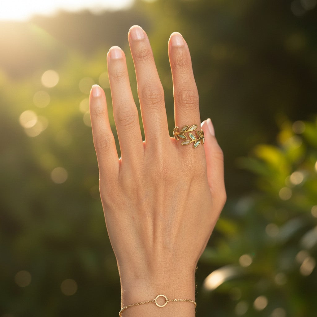 Sheila | 18k Gold Plated Dainty Leaf Open Ring