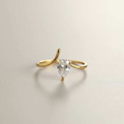 Candice- 18K Gold Plated Tear Drop Zirconia Dainty Ring