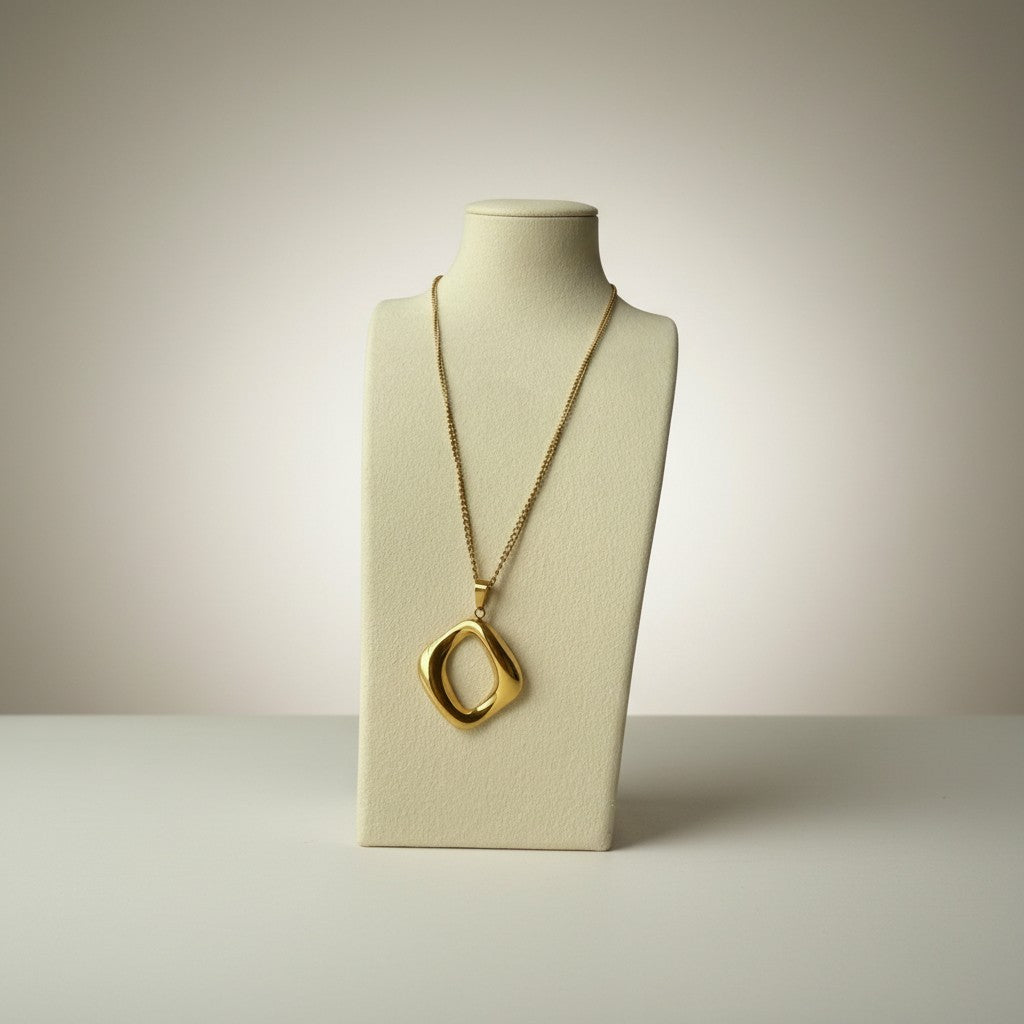 Frieda | 18K Gold Plated Irregular Shape Pendant Chain