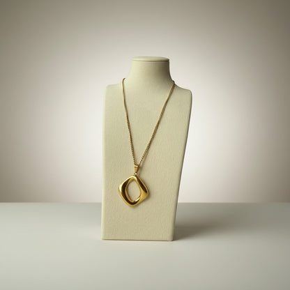 Frieda | 18K Gold Plated Irregular Shape Pendant Chain