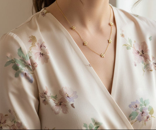 Nancy | 18K Gold Plated Dainty Zirconia Flower Necklace