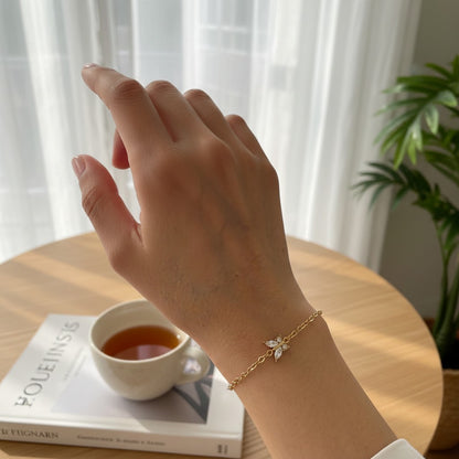 Lisha | 18K Gold Plated Dainty Zirconia Butterfly Bracelet