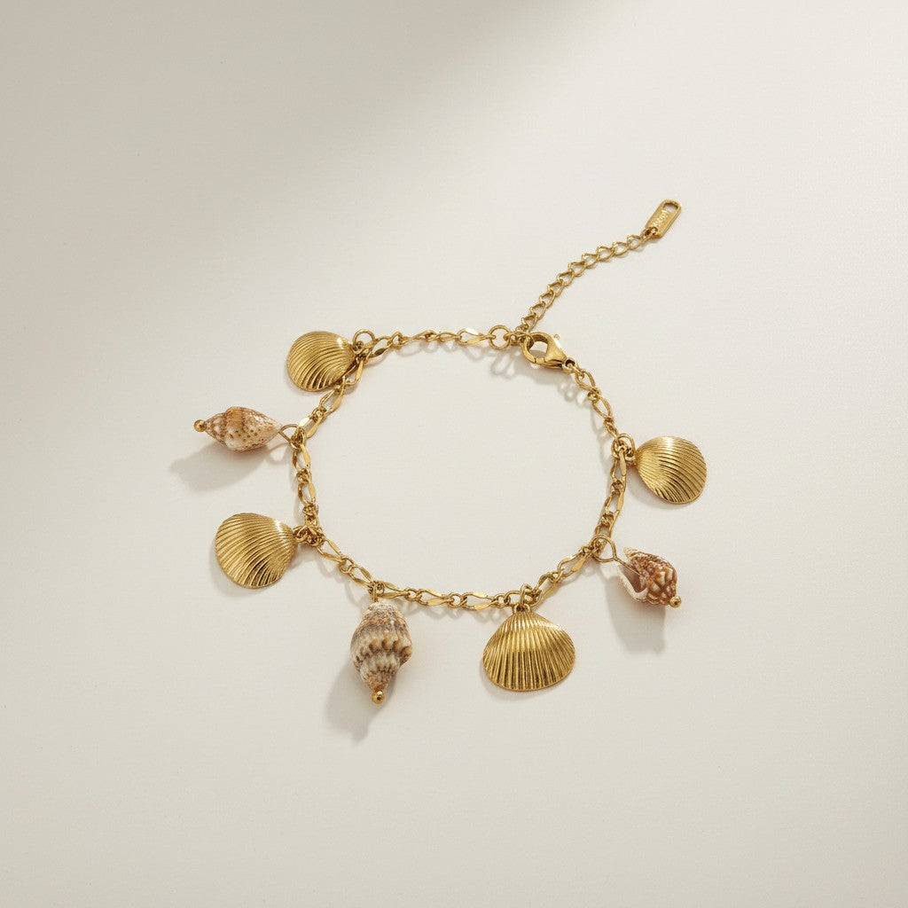 Mila- 18K Gold Plated Seashells Charm Bracelet