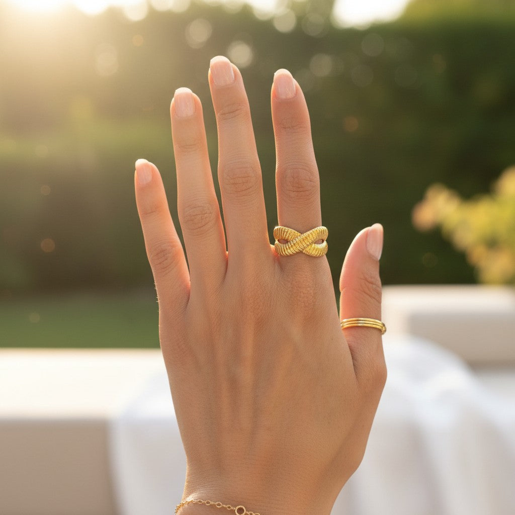 Sally – 18K Gold Plated Textured Cross Adjustable Ring