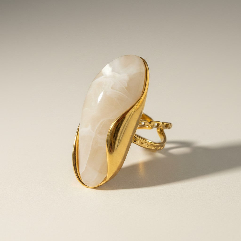 Ronny – 18K Gold Plated Resin Cabochon Stone Adjustable Ring
