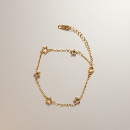 Lisa | 18k Gold Plated Dainty Zirconia Star Bracelet