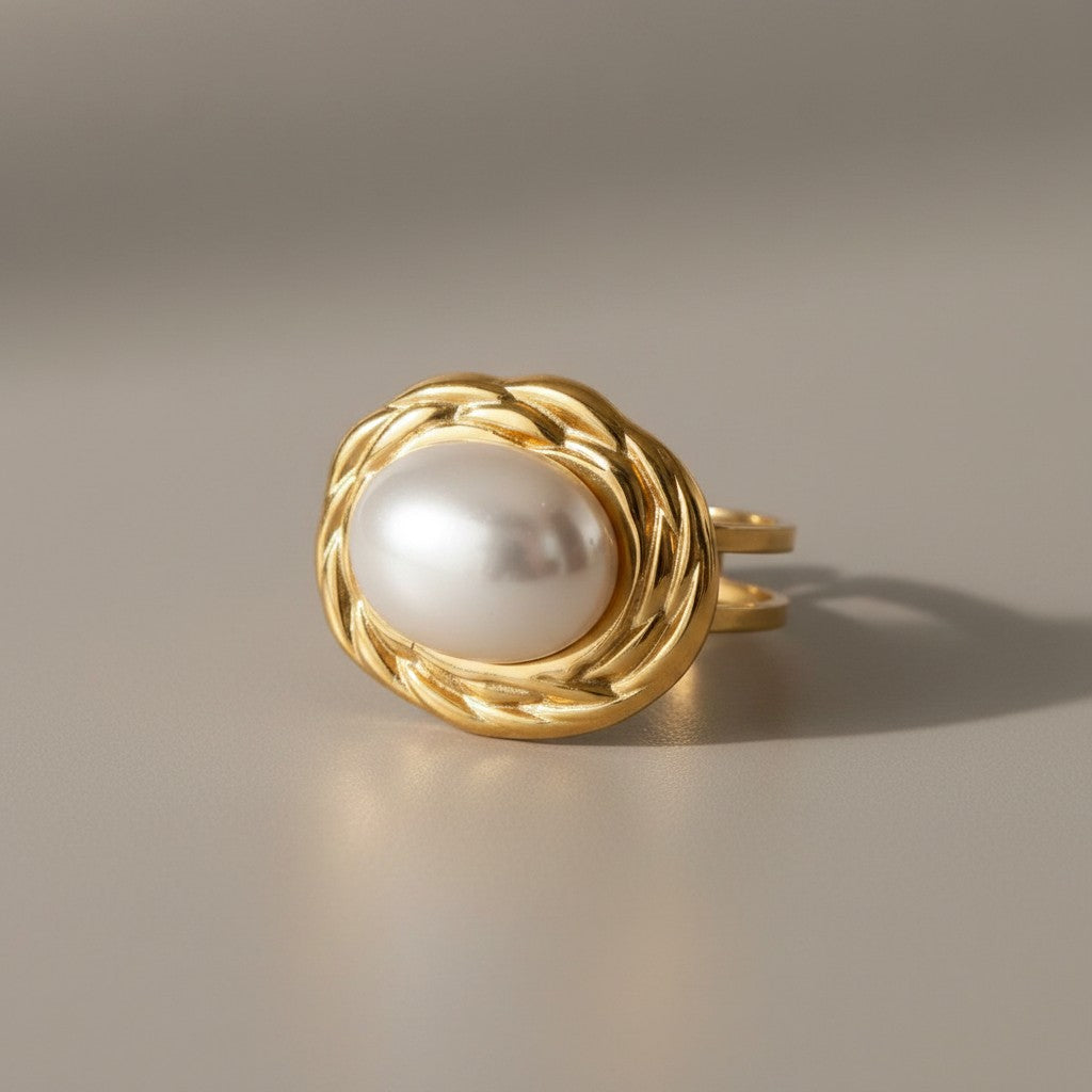 Rumi | 18k Gold Plated Classic Oval Pearl Adjustable Ring