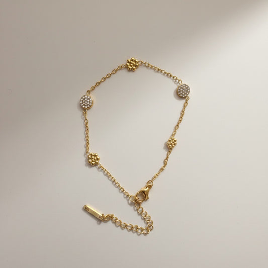 Leah | 18k Gold Plated Flower & Zirconia Disc Bracelet