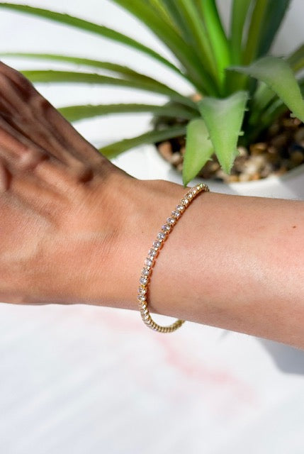 The Tennis Bracelet in Gold