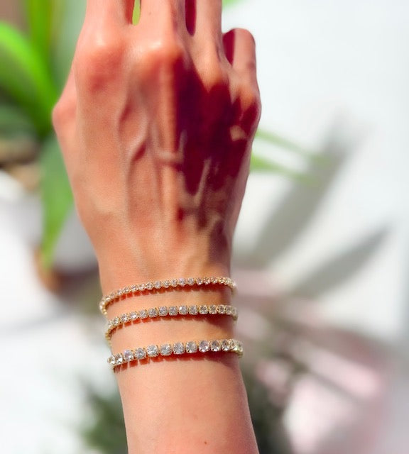 The Tennis Bracelet in Gold