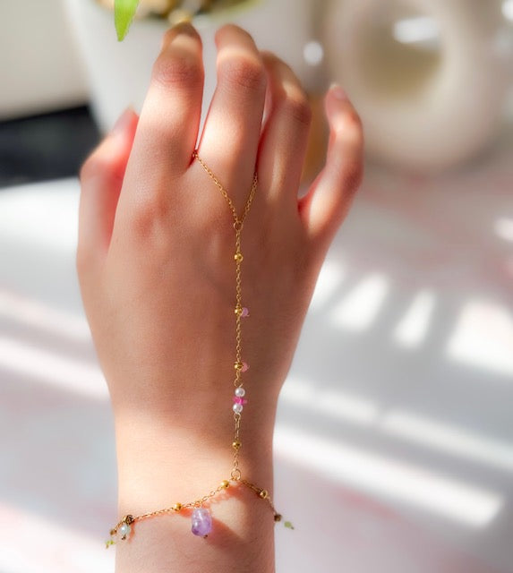 Lily- 18K Gold Plated Beaded Pearl Hand Chain