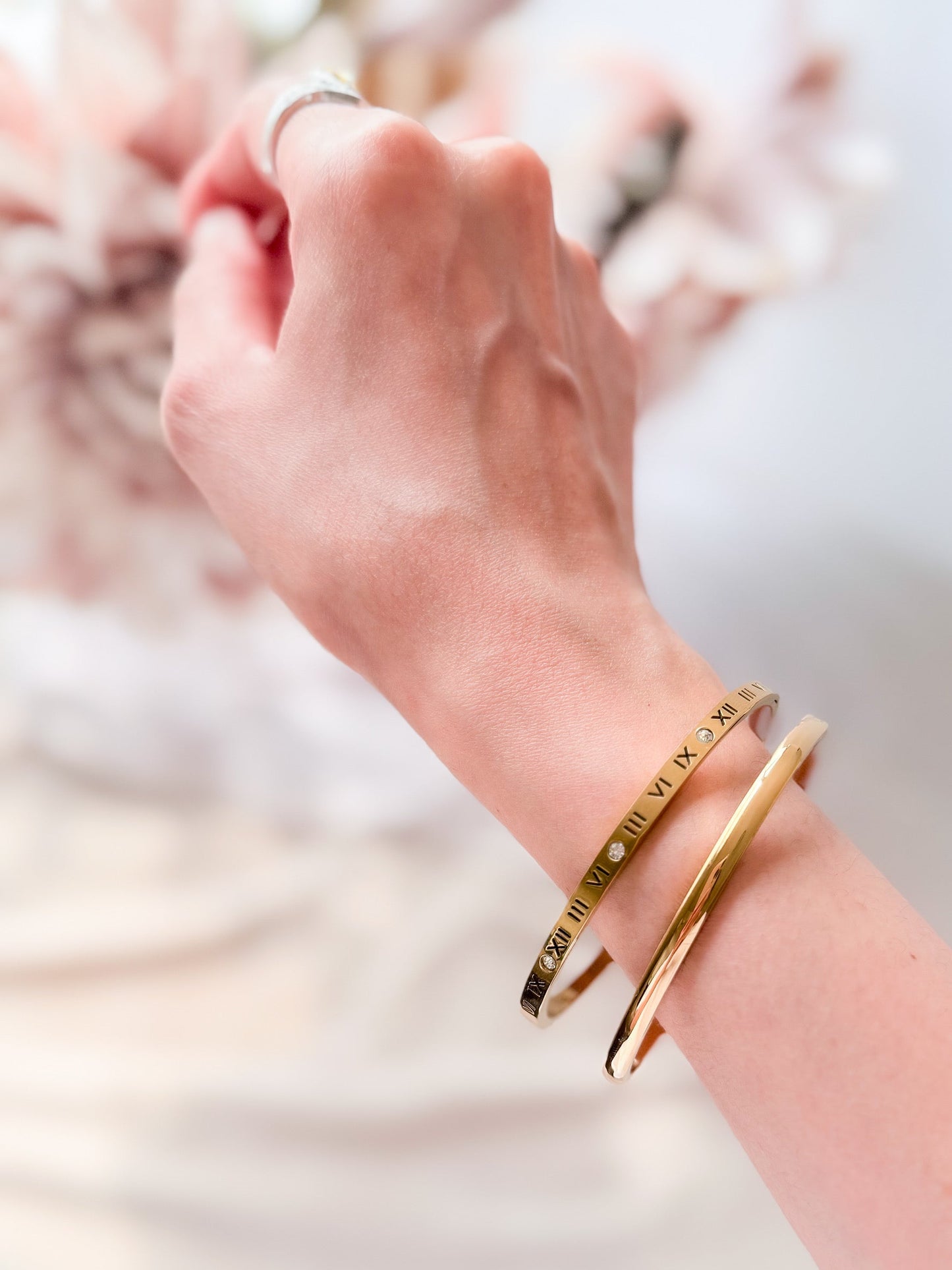 Ana- Gold Plated Plain Bangle type Bracelet
