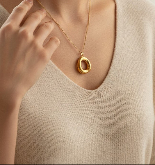 Alora- 18K Gold Plated Halo Pendant chain