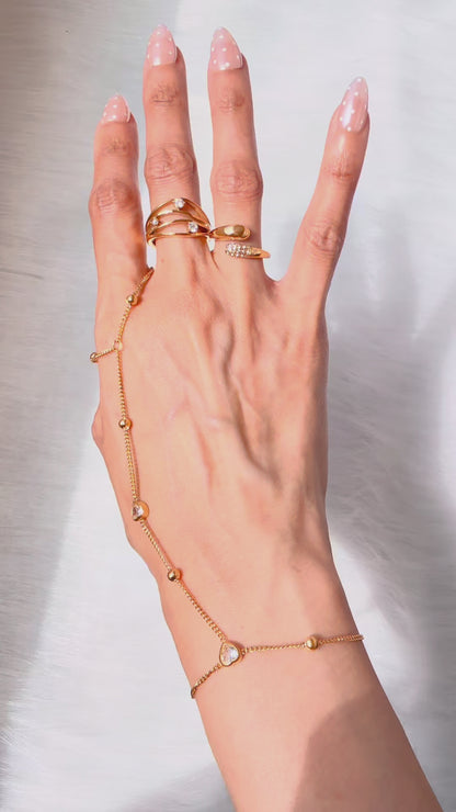 Maisy- 18K Gold Plated Zircon Heart Hand Chain