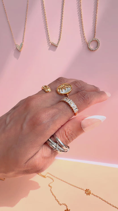 Bronte – 18K Gold Plated Sun Burst Pearl Adjustable Ring